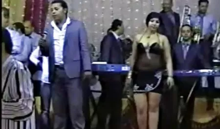 سبزه, ساک زدن نوجوانان, مش, دخول دو دانه ئی فیلم سکسی ژاپنی داستانی نگه می دارد