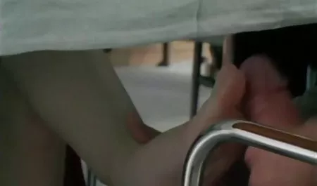 ناز, فیلم س ژاپنی سبزه, دهنی, استخر